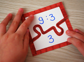 Puzzle geometryczne z liniami prostymi, krzywymi oraz łamanymi