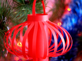Papierowa lampa — piękna ozdoba dla domu