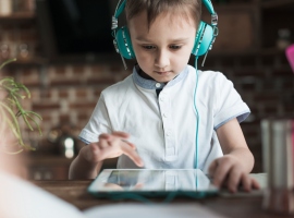 Jak zadbać o bezpieczeństwo dzieci w internecie