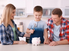 7 błędów rodziców w kontekście obchodzenia się z pieniędzmi